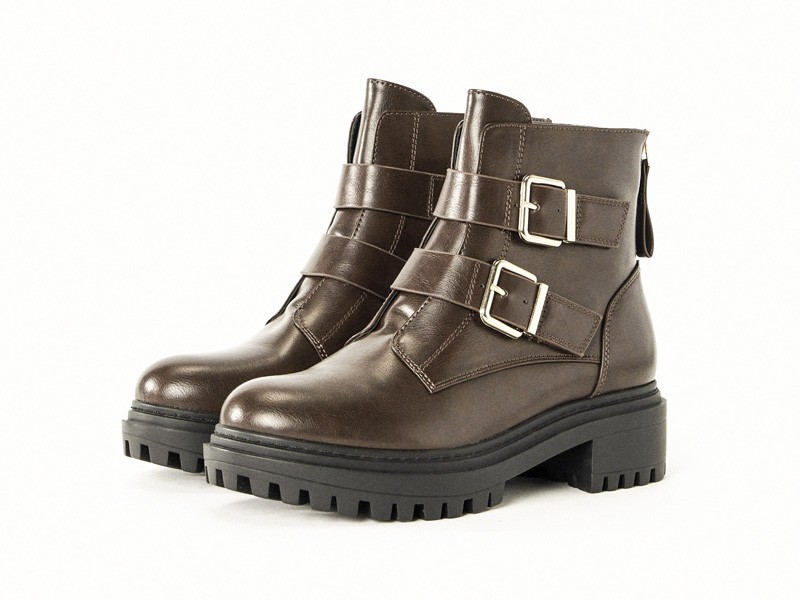 El color chocolate se afirma como tendencia cromática en calzado