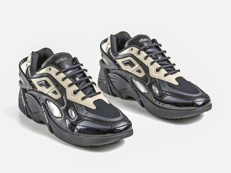 Sneakers fashion
