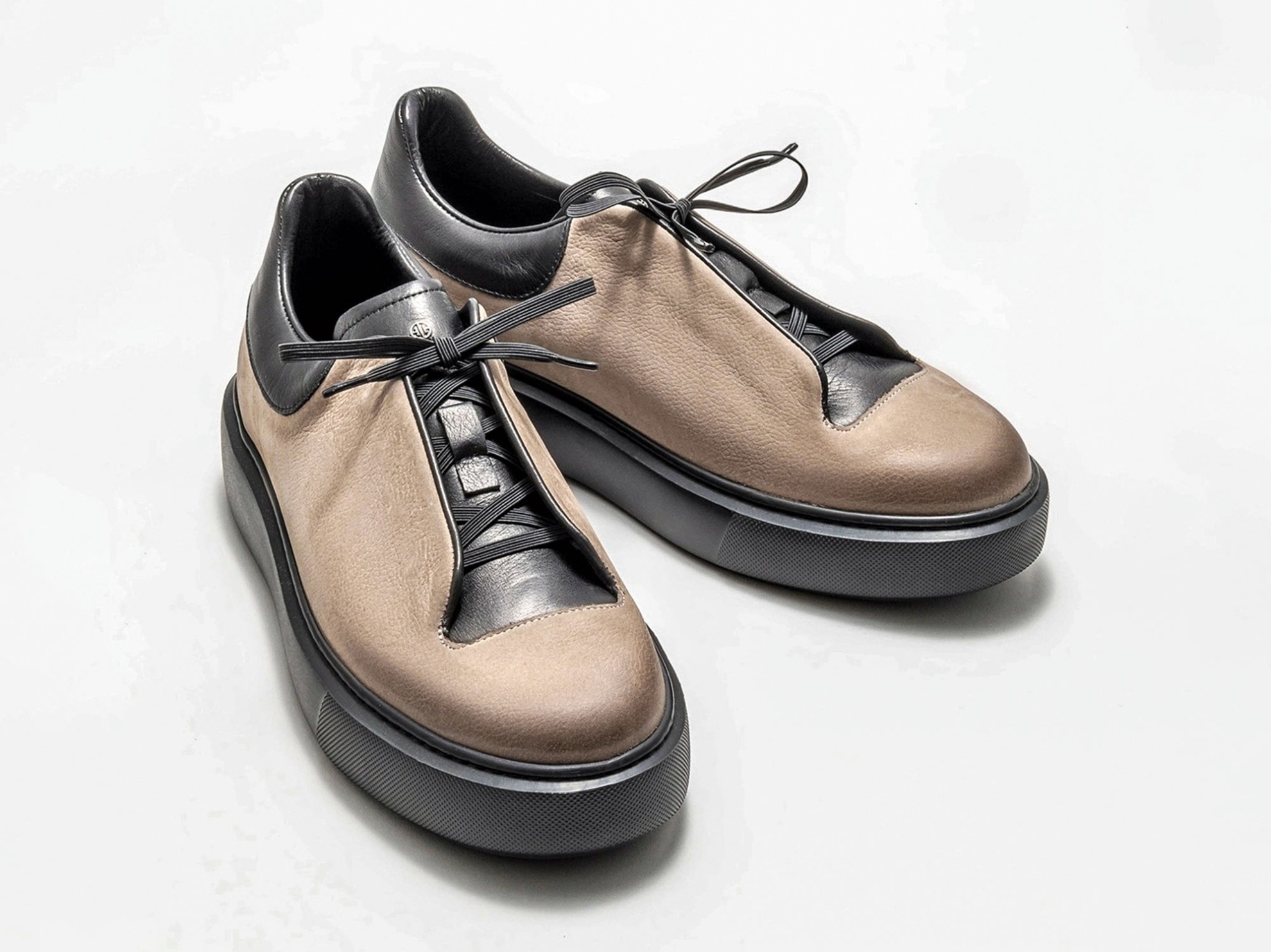 Zapatos bajos acordonados