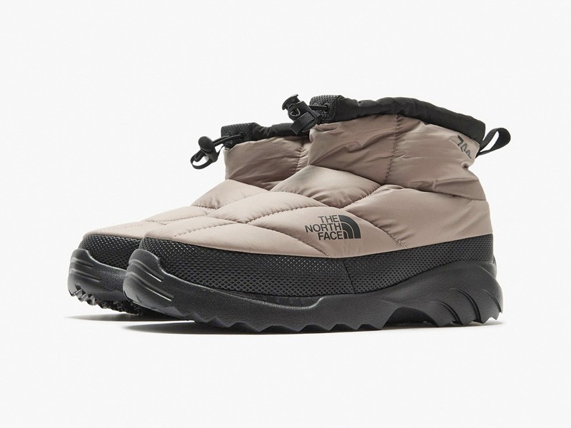 Botas de nieve y après-ski con abrigo técnico