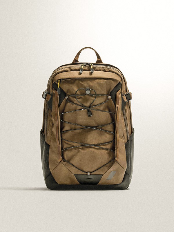 Sandalias outdoor refuerzan tiras, ajuste y suelas robustas