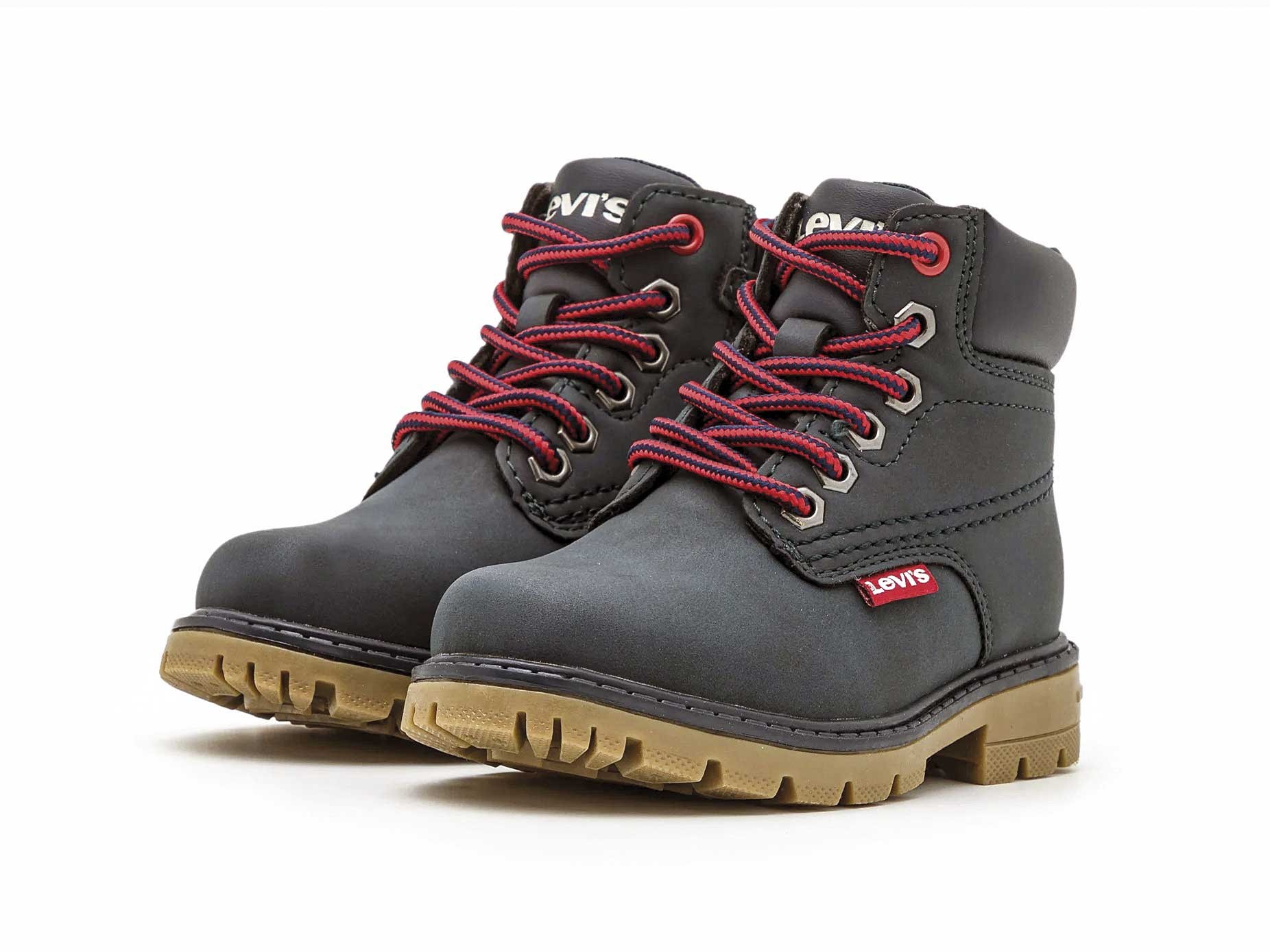 Botas y botinetas