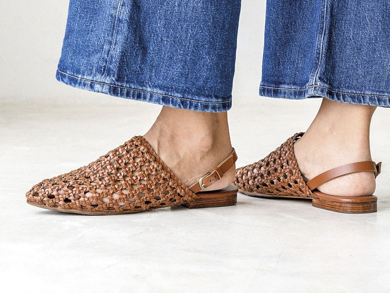 Mules con punta fina