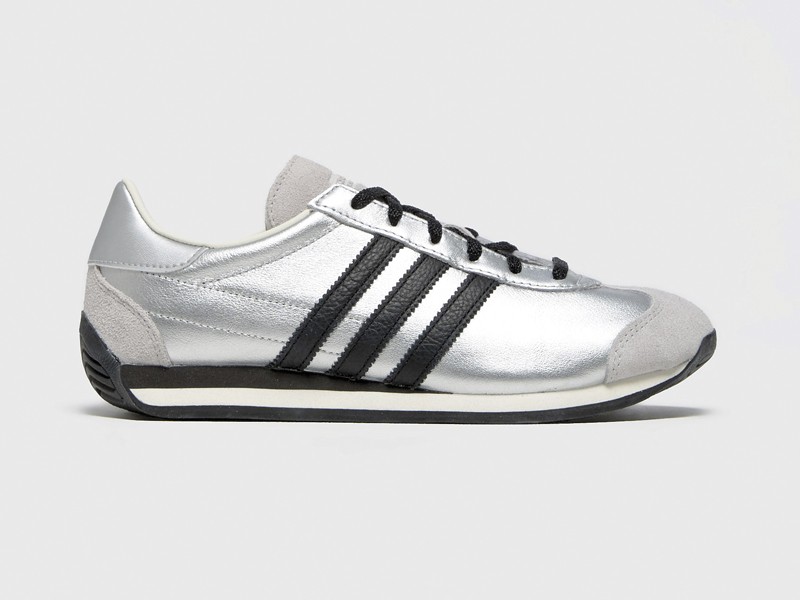 Sneakers clásicas: Retro metalizado