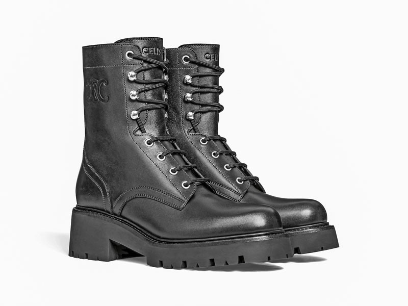 Botas bajas acordonadas