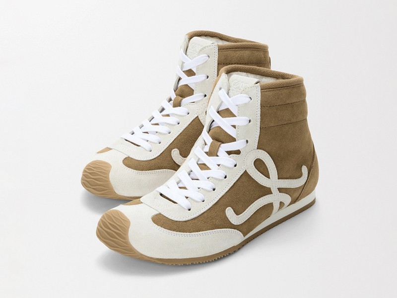 Botas boxing urbanas con caña alta y cordonado protagonista