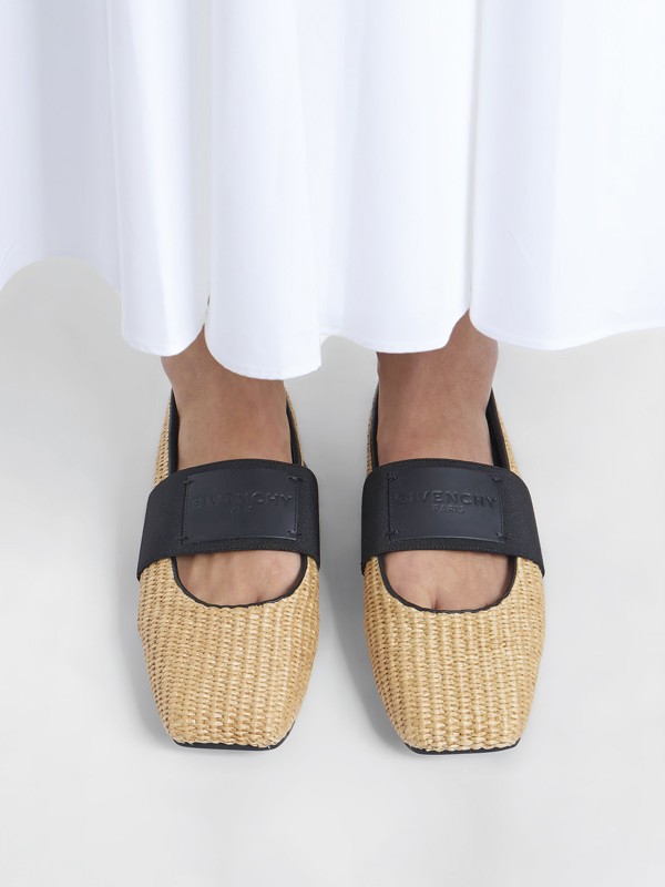 BALLERINAS GIVENCHY MUJER TENDECIA CALZADO PRIMAVERA VERANO 2026 2027 FOTO-2..jpg Ballerinas GIVENCHY: El lujo se viste de rafia