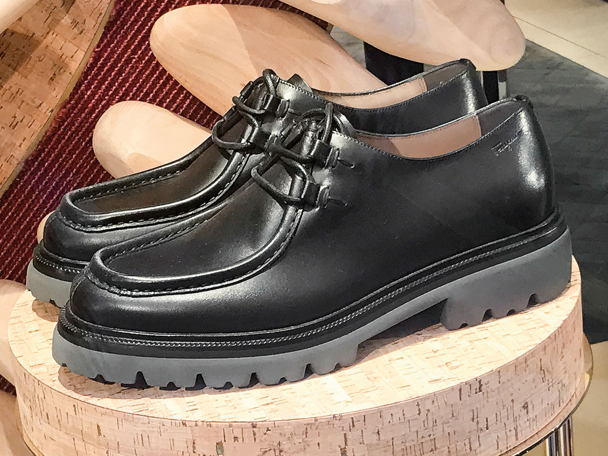Zapatos bajos acordonados