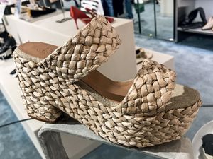 CALZADO-ZAPATO-MUJER-PLATAFORMA-CON-TACO-PRIMAVERA-VERANO-FOOTWEAR-SHOES-WOMAN-SPRING-SUMMER-SERMA-2.-IMG_3050-2.jpg