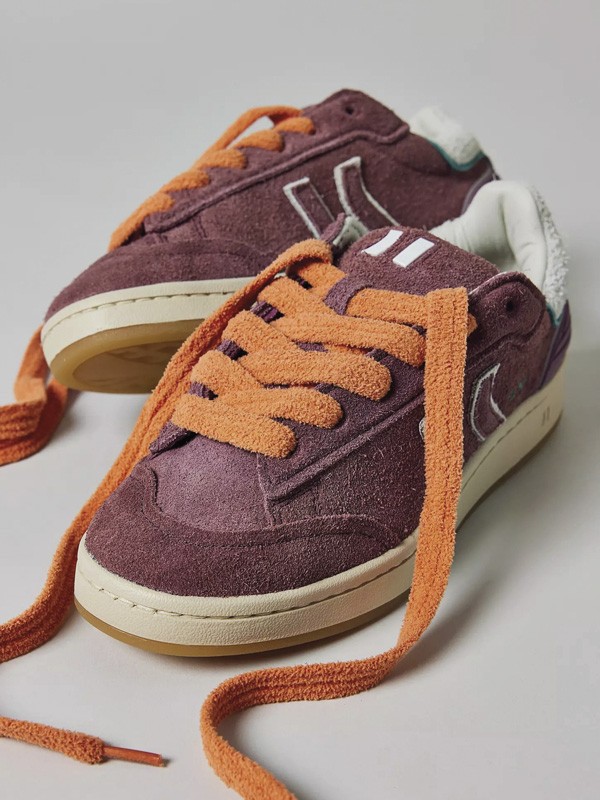 Calzado skater con suelas vulcanizadas y perfiles bajos