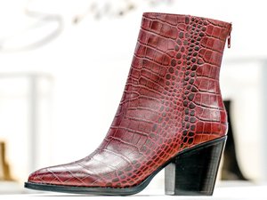 CALZADO-ZAPATO-MUJER-BOTAS-FOOTWEAR-SHOES-BOOTS-WOMAN-SERMAGallery_SHOES_03.20-514_Tosca-Blu-2.jpg