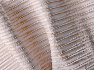 MATERIALES-CUEROS-TEXTILES-SINTETICOS-SERMA-CUERO-AW2324_LEA_PELLAMI_DANIELE_CREST.jpg