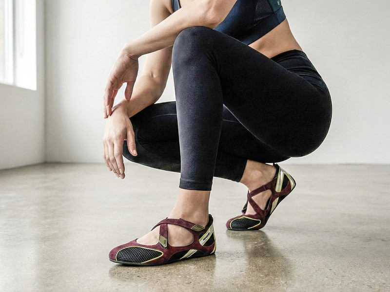 Ballerinas estampadas con foco en textura y contraste