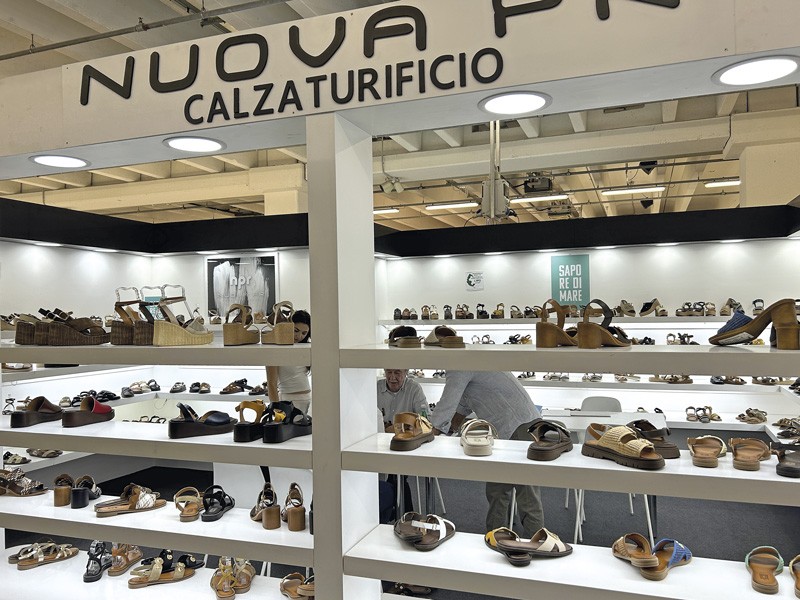 Expositores de distintas regiones de Italia. EXPO RIVA SCHUH se consolidó como el mayor encuentro global del calzado y manufacturas