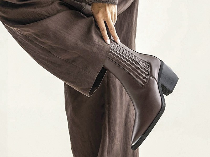 El color chocolate se afirma como tendencia cromática en calzado