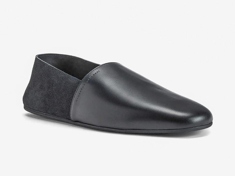 LISOS SPORT TENDENCIA CALZADO TEMPORADA OTOÑO INVIERNO 2027 SERMA 159 33390000_64227627_2048.jpg El slip-on masculino combina frentes limpios y contrastes de superficie