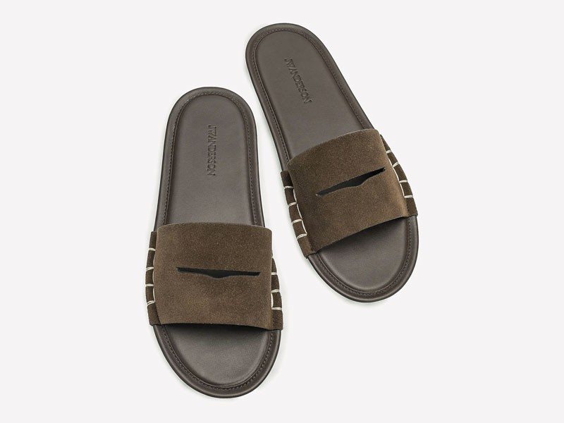 CHANCLAS CONFORT CALZADO HOMBRE TENDENCIA PRIMAVERA VERNAO 2026 2027 SERMA1670400026193311_BROWN_A3.jpg Chanclas comfort priorizan fajas amplias y bases robustas