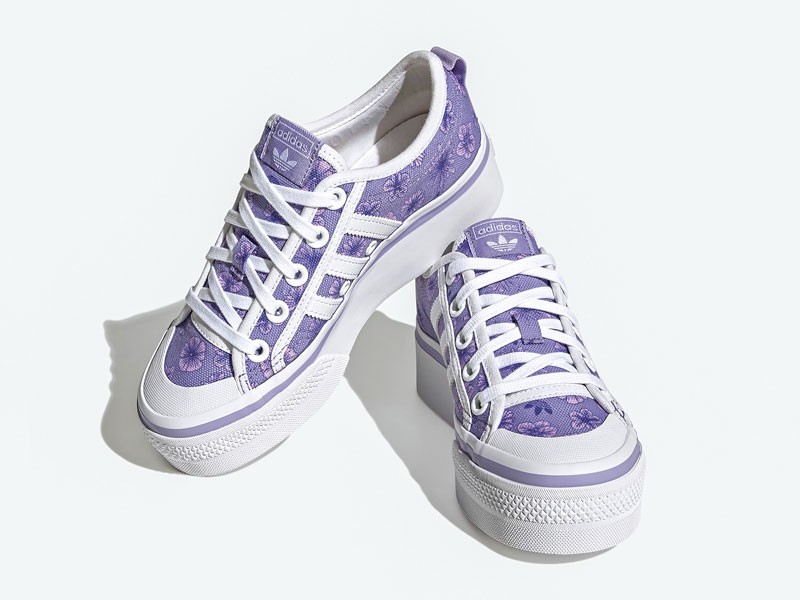 Zapatos y zapatillas