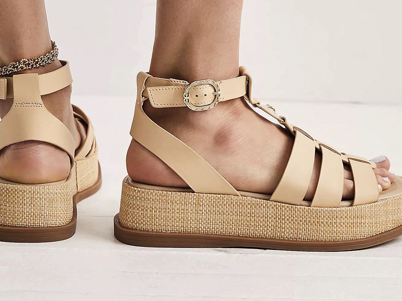 Platform sandals