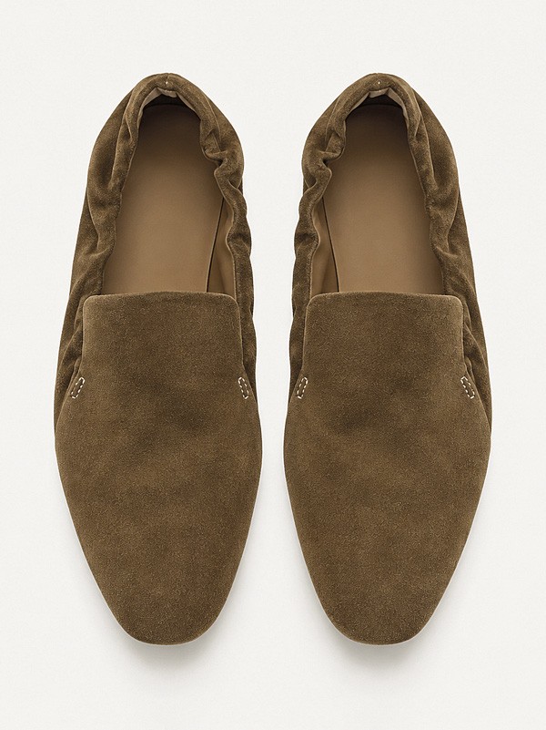 LISOS SPORT TENDENCIA CALZADO TEMPORADA OTOÑO INVIERNO 2027 SERMA 159 37_15.jpg El slip-on masculino combina frentes limpios y contrastes de superficie