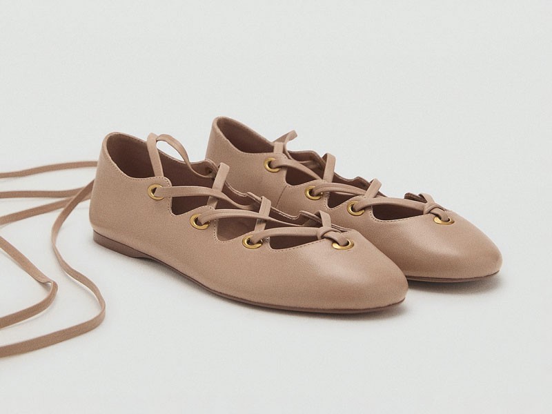 Ballerinas acordonadas