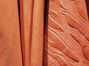 TENDENCIA MATERIALES CUERO OTOÑO INVIERNO 2024LINEAPELLE-7.jpg