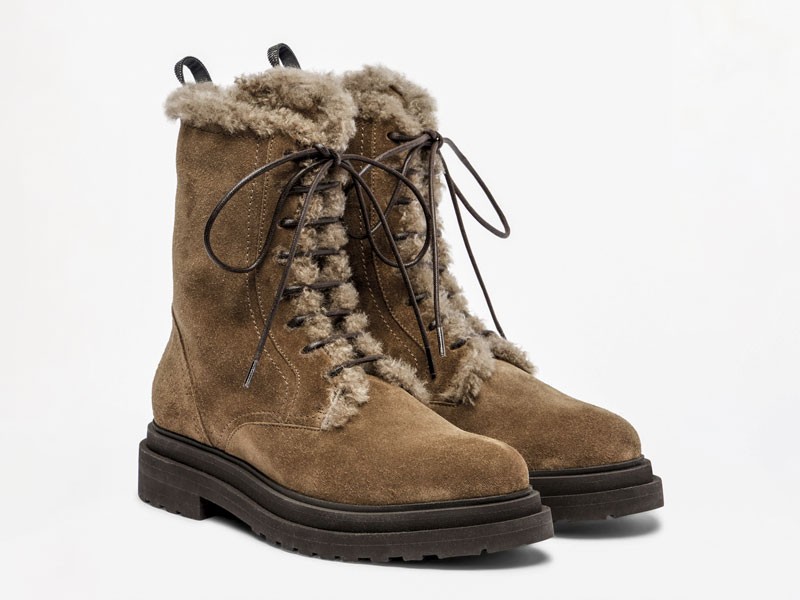 Botas bajas acordonadas