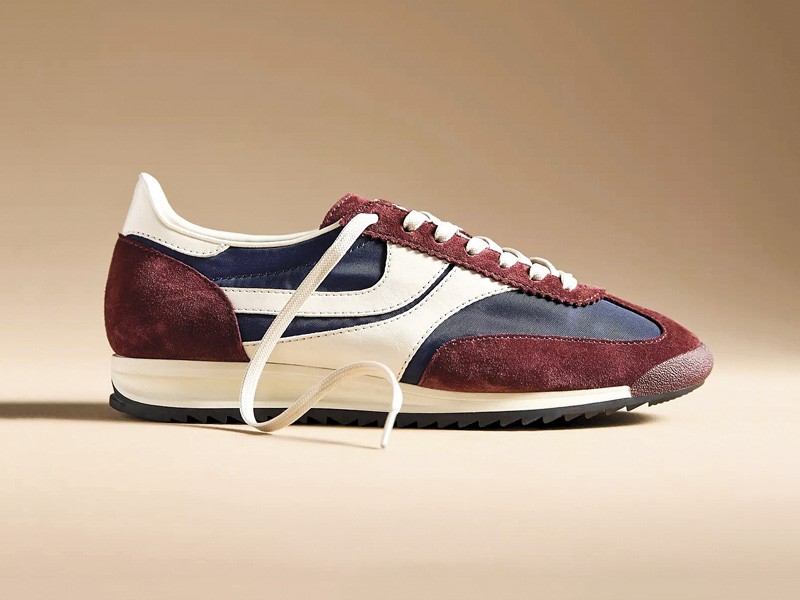 Urban sports sneakers