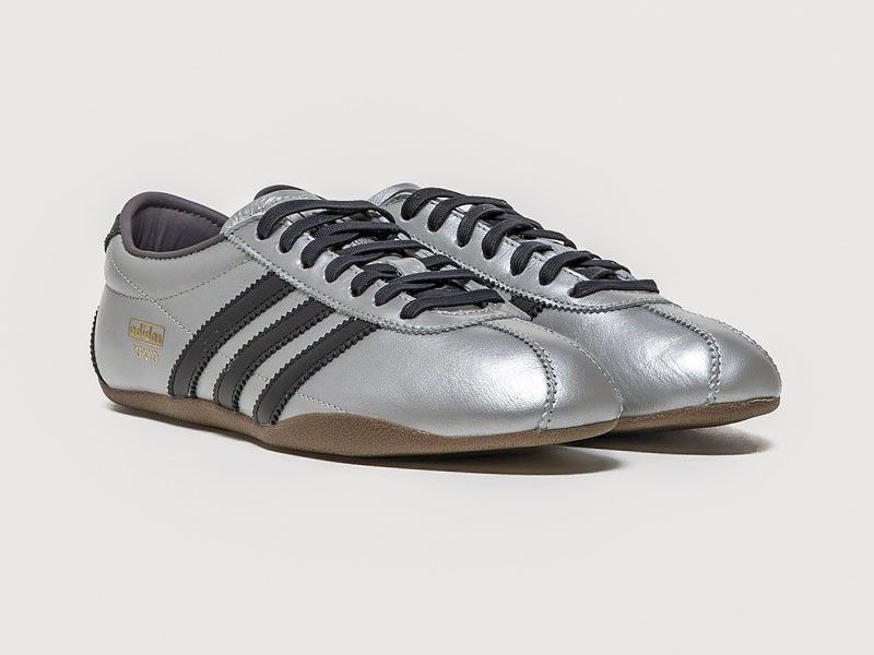 Sneakers clásicas: Retro metalizado