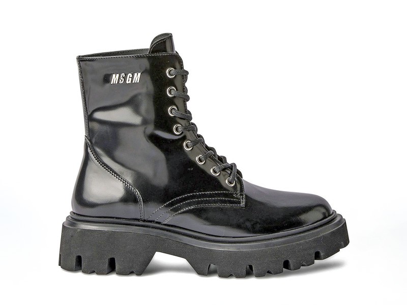 Botinetas bajas acordonadas