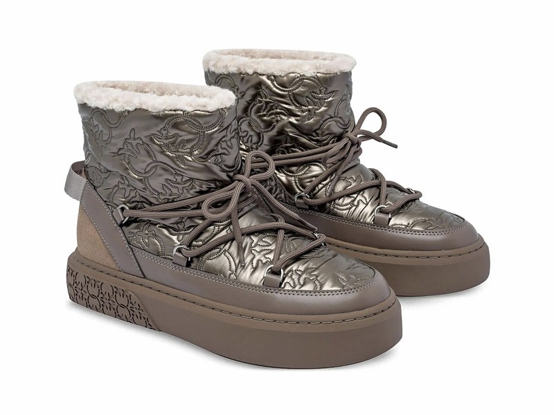 Botas de nieve y après-ski con abrigo técnico